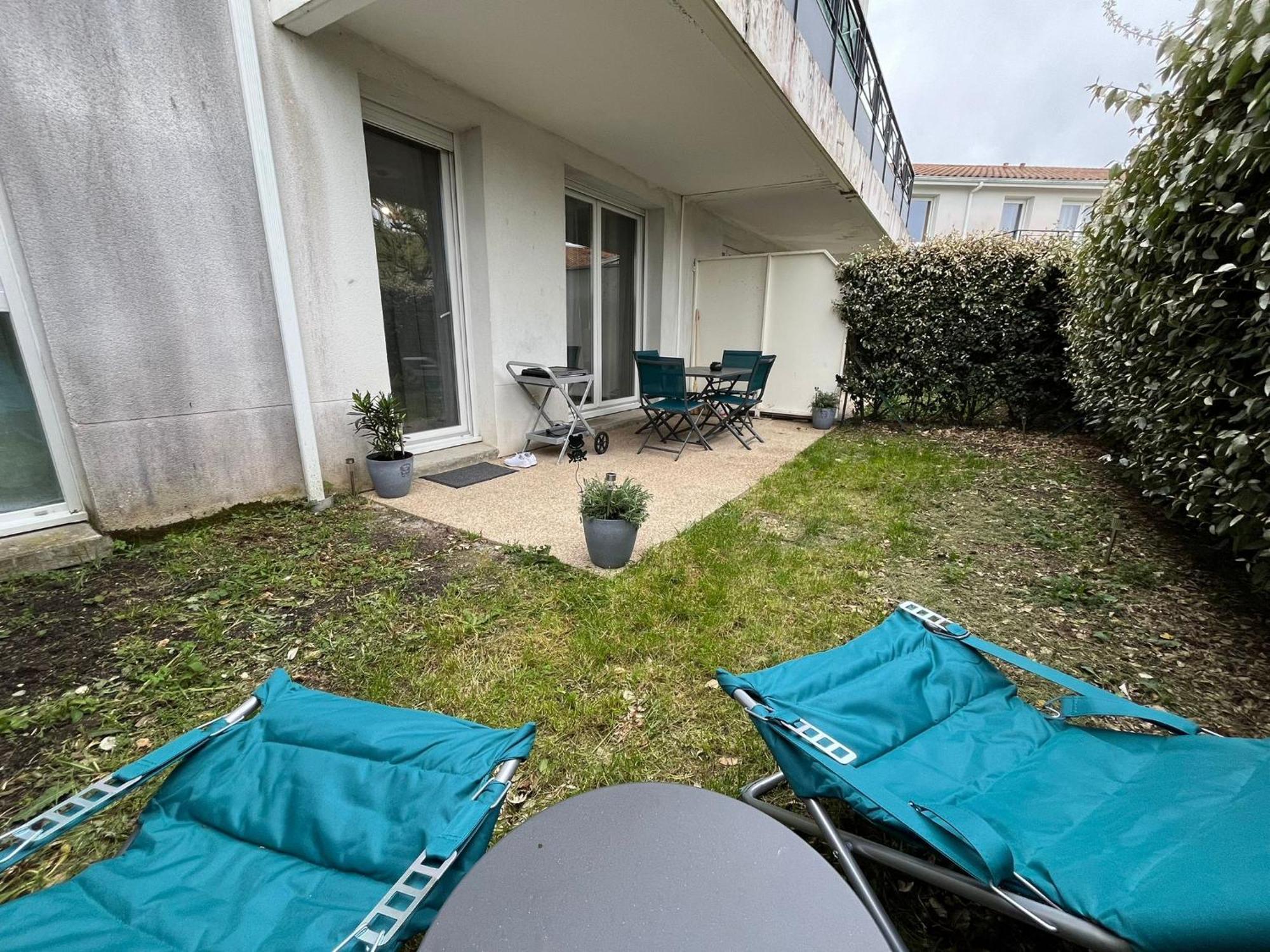Appartement Avec Jardin A Rochefort Ngoại thất bức ảnh